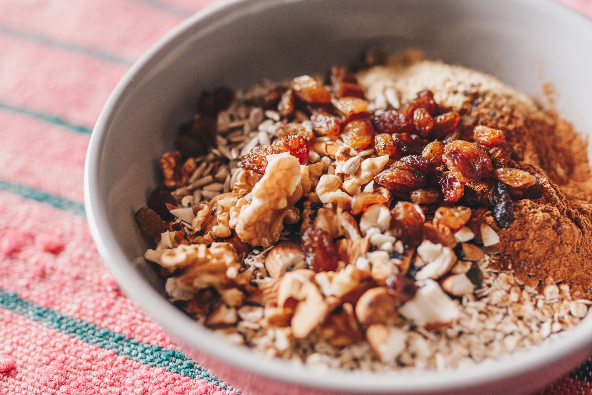 Low Sodium Foods: What To Eat & What To Avoid