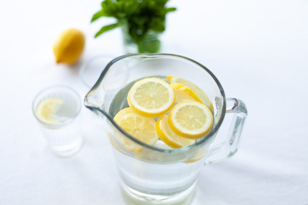 How To Tell If You Are Dehydrated: 11 Early And Warning Signs